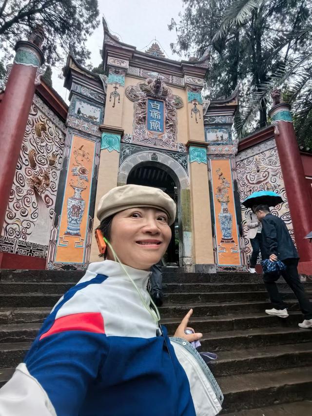 白帝城：365级台阶