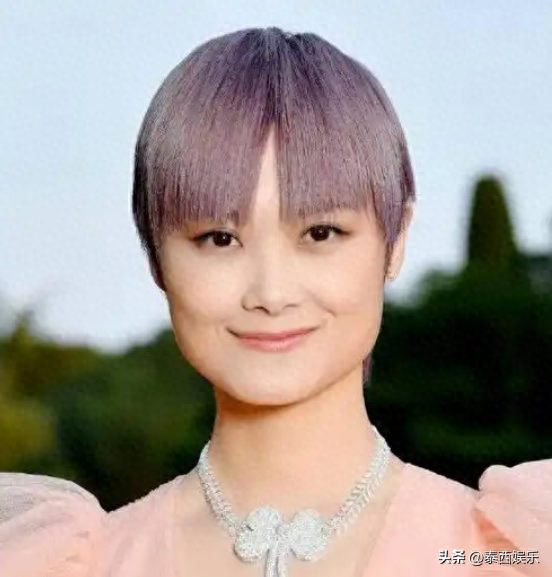 背靠大佬，嫁法国老头，瘫痪潦倒，李宇春身上的标签哪个才是真的