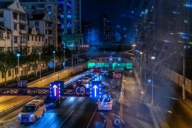去了上海之后，我真的佩服上海人