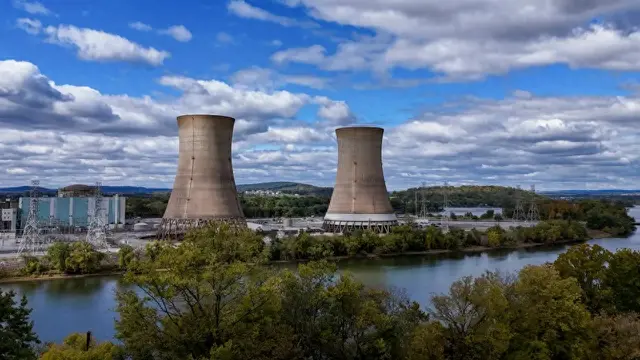 AI太费电！美国砸至少800亿美元建核电，目标25年产能翻四倍