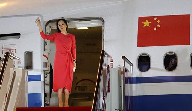 背刺中国	，出卖孟晚舟的真凶被挖出来后，如今遭到了哪些报应