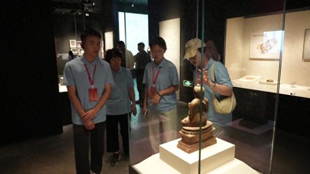 “人才建疆万人行”高校师生参观和田爱国主义教育基地 厚植爱国情怀