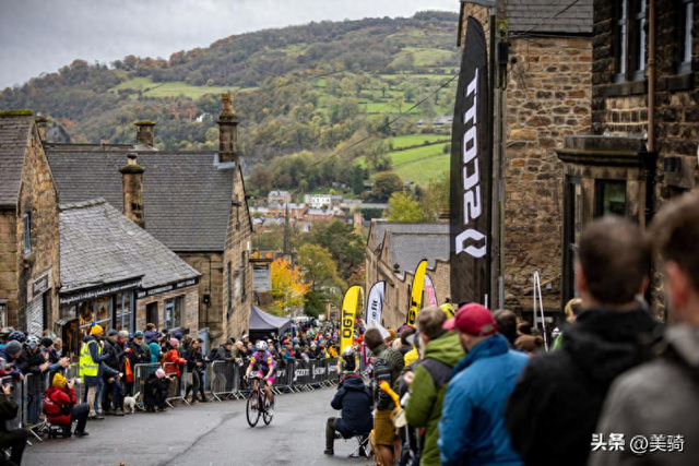 洛克王国齿龙（众多中国自行车与零件英国爬坡锦标赛上有趣的器材）