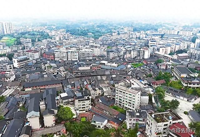 四川被冷落的古镇，中国的诺亚方舟，美食诱人被严重低估！