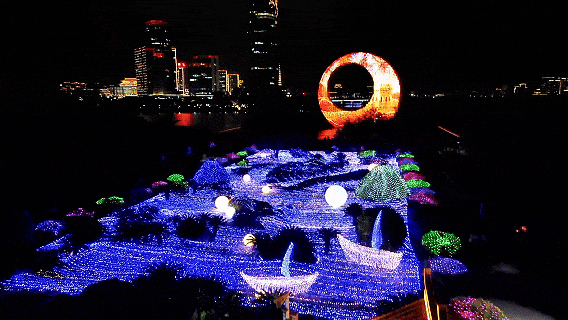 厦门园博苑花灯又上新！走进秋夜浪漫花月夜~