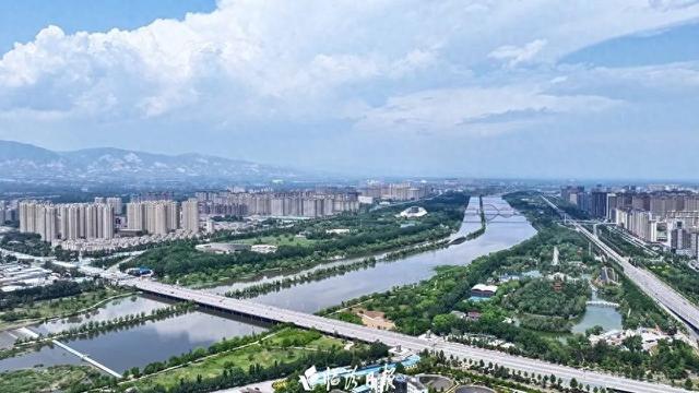爱上临汾的N个理由 | 家住游园里