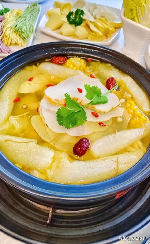 花胶淮山鸡肉黄芪汤 花胶淮山煲鸡汤的功效