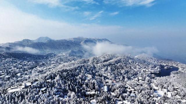 庐山冰雪嘉年华：加庐山冰雪“微信” “南方小土豆”不虚度冬日年华