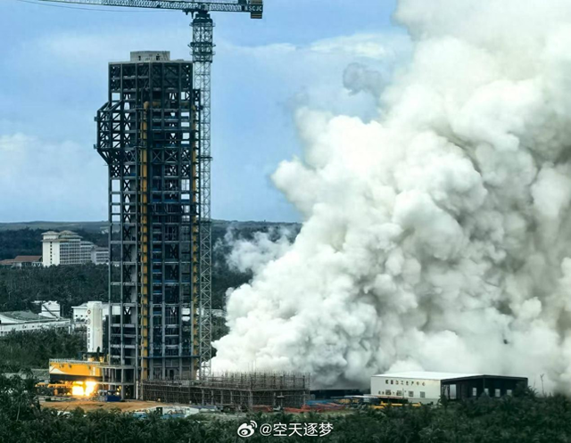 流纹岩：长征十号首次静态点火试验成功，这意味着什么？