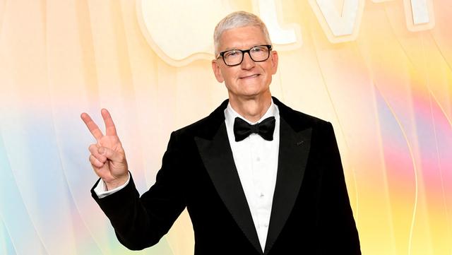 解决Siri这座“屎山”，是苹果新掌门的头号任务