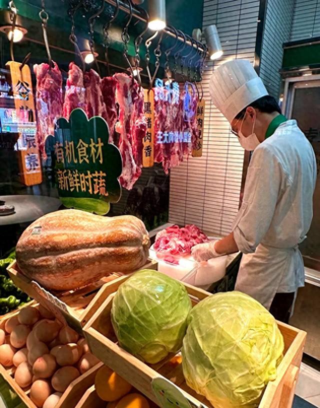 费大厨都开始卖这个？餐饮真的是难做啊，大佬都要打破底线啊