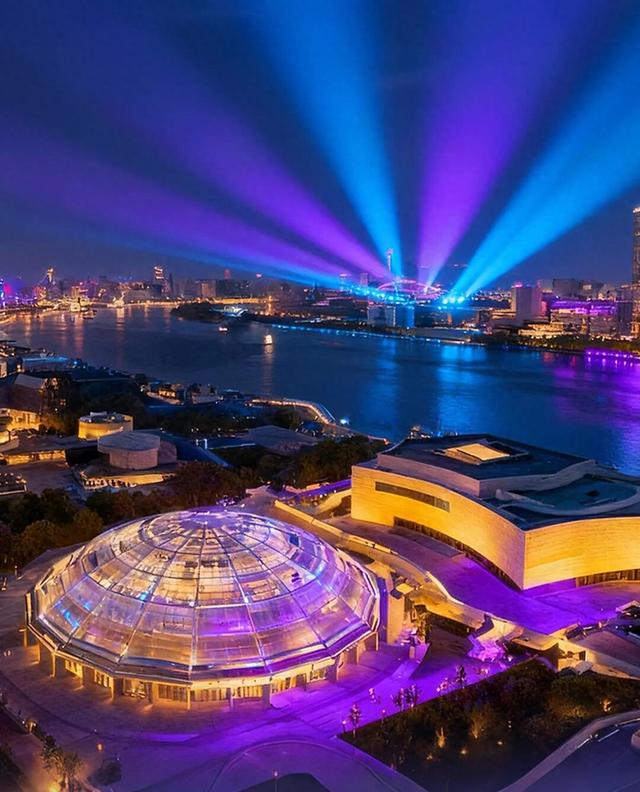 点亮上海！2025第二届上海国际光影节16区活动清单汇总来了~