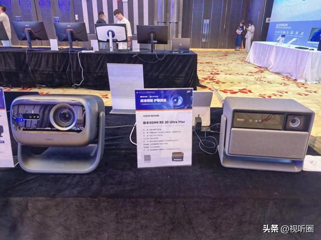 “风浪越大鱼越贵”！解码国产智能投影不断“变贵”的隐情