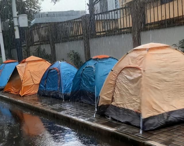 景区赚不到钱，游客花不起钱，谁偷走了中国旅游的灵魂？