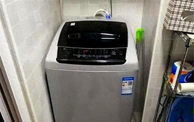 全自动洗衣机不脱水的原因及解决方法（洗衣机只洗不脱水咋办10年老师傅透露可能是这几个问题导致的）