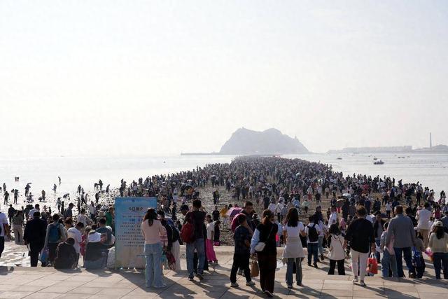 “天路”吸粉，服务暖心！锦州笔架山引客5.7万