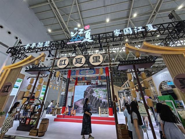 太空舱、老码头，文博会上江夏展区火热出圈