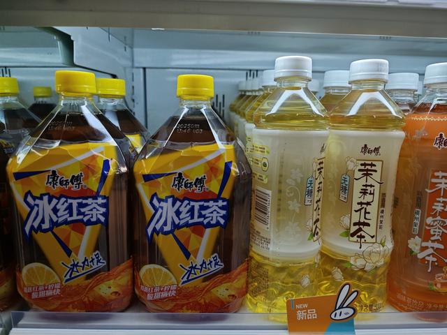 还要涨价！涨了5毛钱后，康师傅饮料少卖7亿，但管理层称不会降价，500ml装也要涨