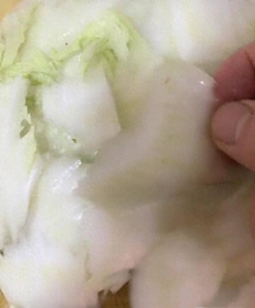 家常白菜炒肉怎么做（家常菜大白菜炒肉的做法）