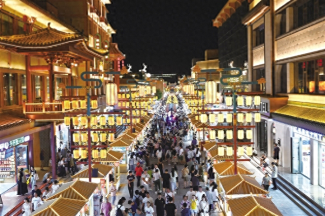 敦煌上半年旅游接待突破1000万人次