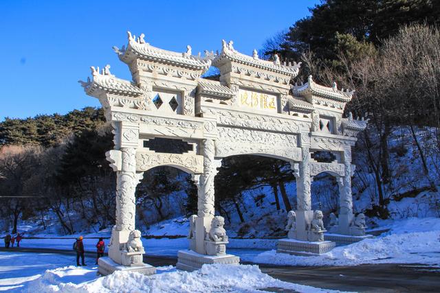 十二年前我在千山五龙宫寺庙吃粥！