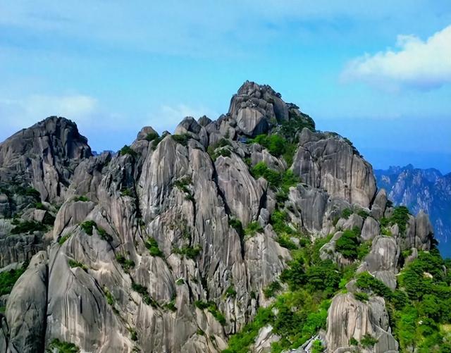 别再盲冲黄山了！门票预约、旅游攻略、交通路线+景点简介提前看