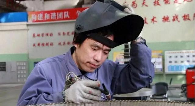 焊武帝高凤林：拒千万诱惑，以焊枪熔铸大国脊梁