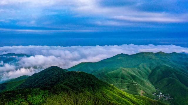 出发！高铁直达8大避暑地，20℃清凉暴击等你来~