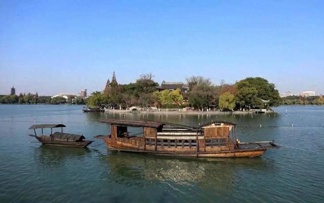 跟着浙BA，畅游浙江丨游南湖看红船，观嘉兴队主场迎战富阳
