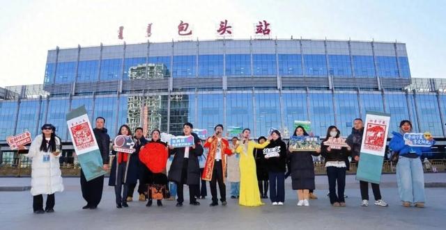 迈好“十五五”发展第一步 | 包银高铁化身“移动会客厅” 宁夏文旅推出“跟着高铁游宁夏”沉浸式旅游推介活动