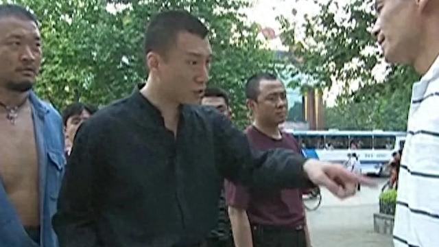 征服中为何丁棍名号大的吓人，你看看他做了什么，刘华强不敢惹他