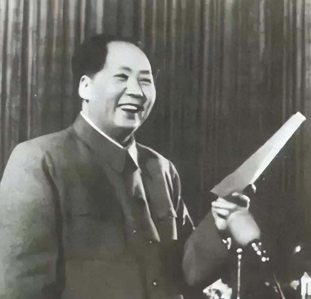 1970年，北京军区政委无合适人选，毛主席：大闹华山的红军师长呢