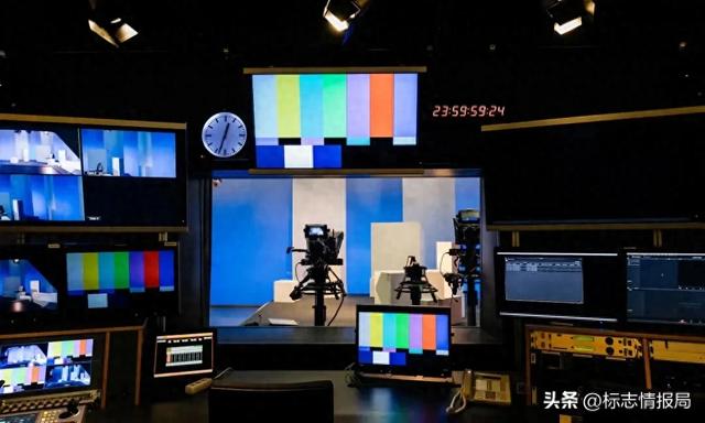 别不信！这匹奔马真的只用了12条线！