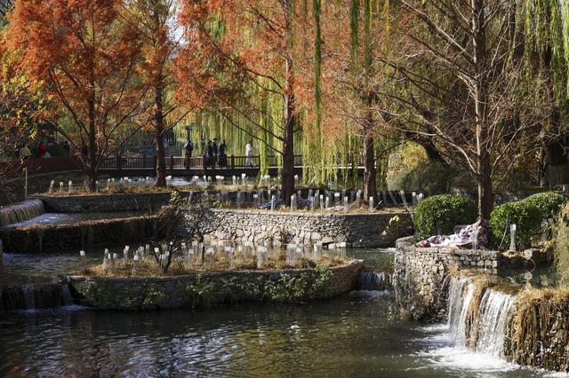 北京二环路边的园林风景