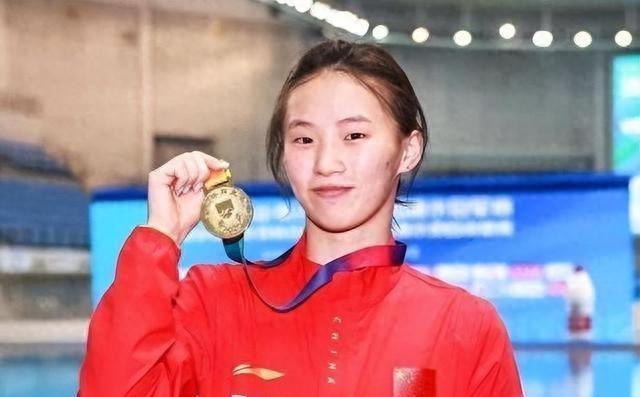 这次被央媒“点名”的陈芋汐，暴露真实处境，原来全红婵真没说错