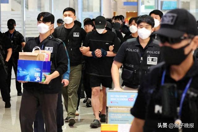 韩国男子逃出柬埔寨诈骗园区，辗转12小时跑到大使馆求助，被拒绝入内，曾多次哀求未果，涉事职员已提交辞呈