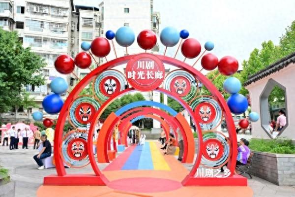 老戏台变新舞台 白市驿川剧院打造“非遗＋潮玩”的文旅新地标