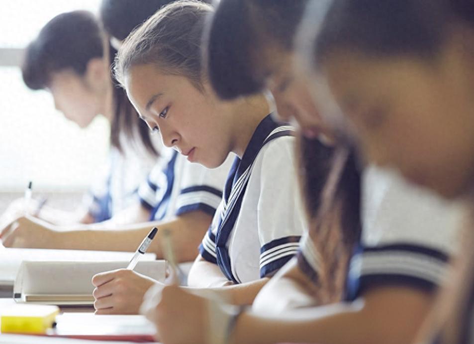 剑英教育合作优势_少儿英语培训行业前景_企业英语培训落地方案