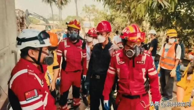 缅甸7.9级强震后	，在缅华人组建救援队：成员多为亲历者，想为群众撑起“安全伞