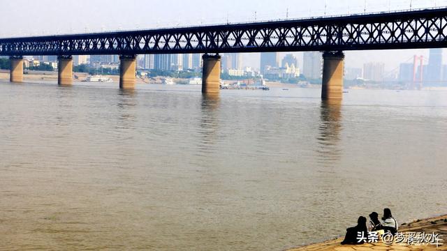 武昌江滩，户部巷，武昌起义纪念馆