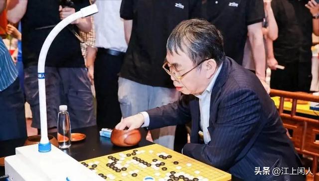 聂卫平离世1天内	，恶心一幕发生了！私生活被扒，家人还在悲痛中