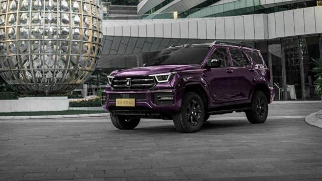 豹 5 最强对手来了！新款坦克 400 24.98万起售	，汽油	、柴油、插混全都有