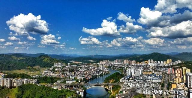 为什么可以反复爱上三江