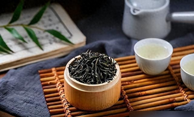 茶叶面包未删节作品集（没拆封的过期茶叶到底能不能喝答案让人大吃一惊）