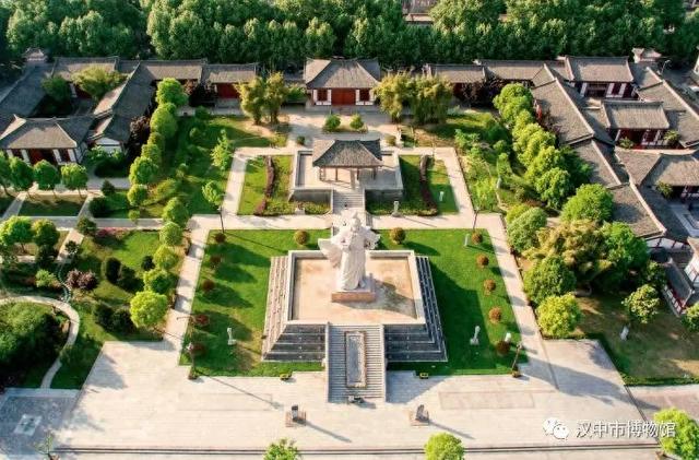 49元！秋假带娃解锁汉文化核心地标 →