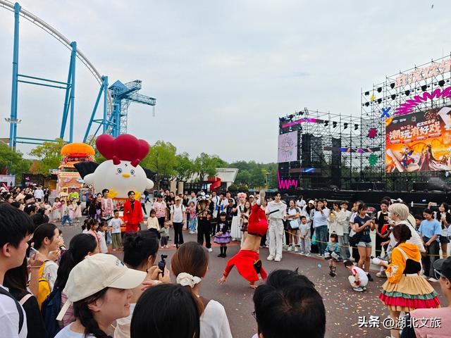 武汉欢乐谷非遗集会国庆启幕 百场演艺好看好玩好逛
