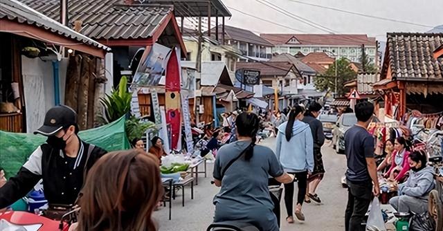 亚洲最穷国，落后中国30年，女性却惊人开放，很多土豪都想去定居