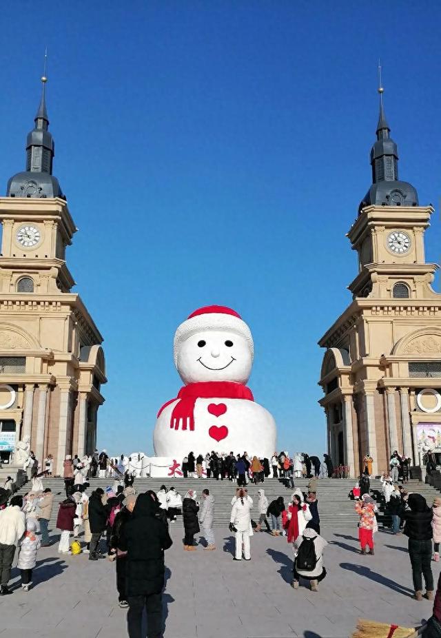 哈尔滨19米大雪人，正式启动建造！今年它将更庞大！