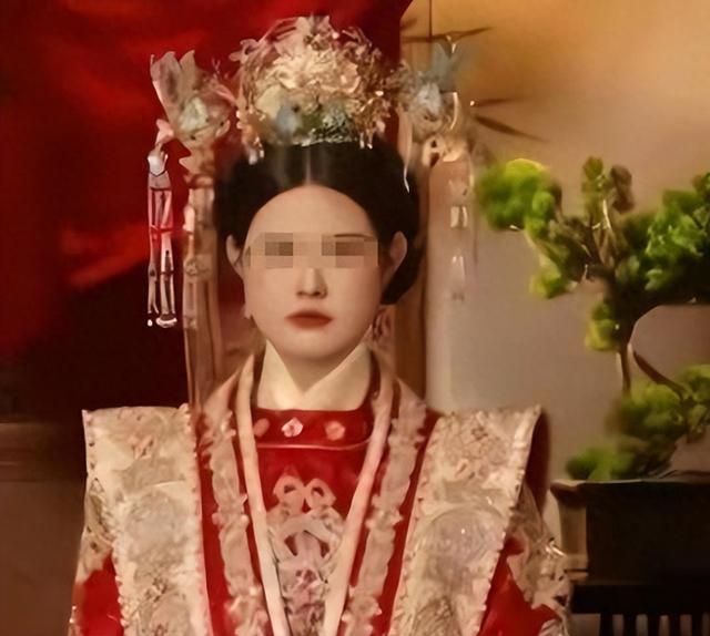 越扒瓜越大！女教师跳楼再添猛料，原来不止被父母逼婚这么简单