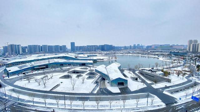 西安高新：一眼心动！今日雪落未来之瞳